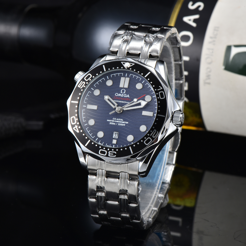 Relógio Omega Seamaster - Pulseira em Aço