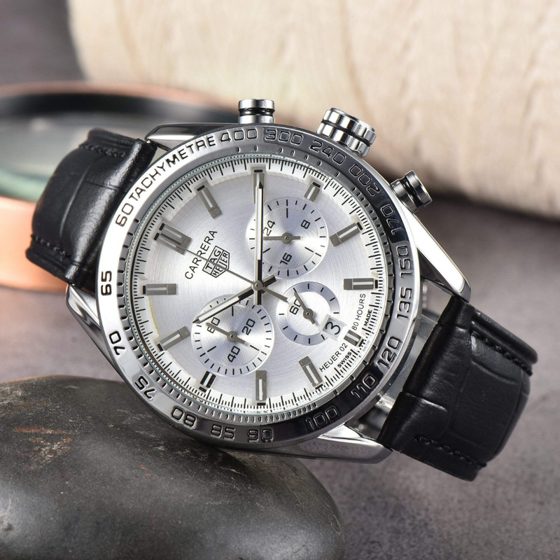 Relógio TAG Heuer Carrera - Pulseira de Couro