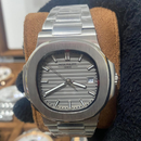 Relógio Patek Philippe Nautilus - Pulseira em Aço