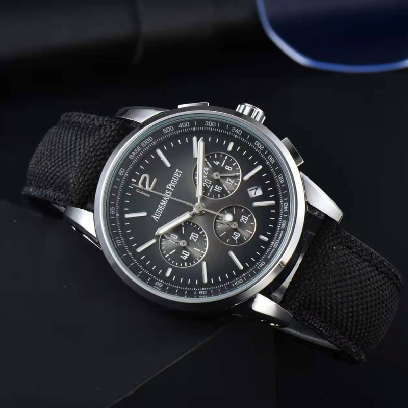 Relógio Audemars Piguet Code 11.59 - Pulseira em Kevlar